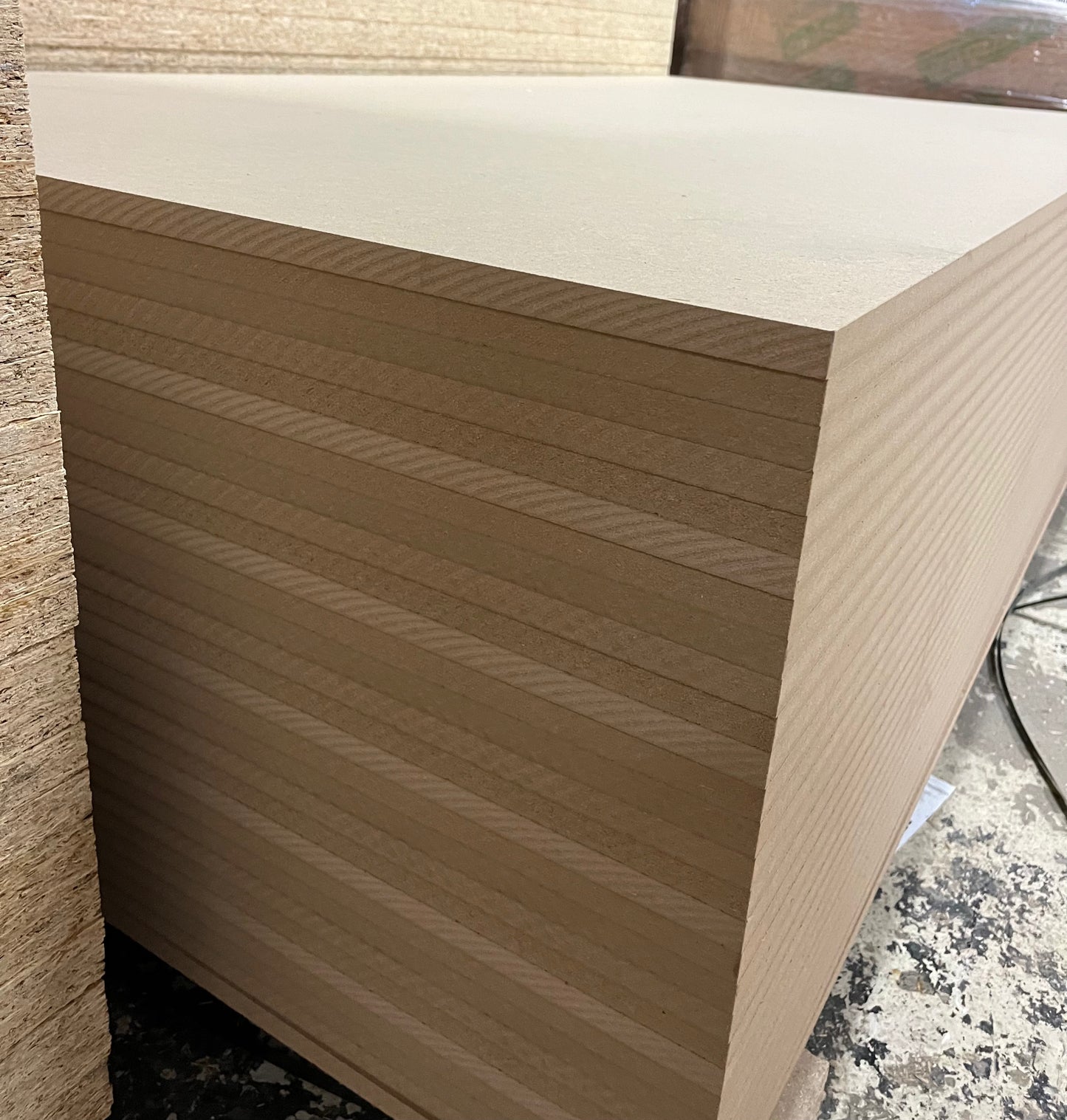Panneau MDF Naturel - 2440mm x 1220mm