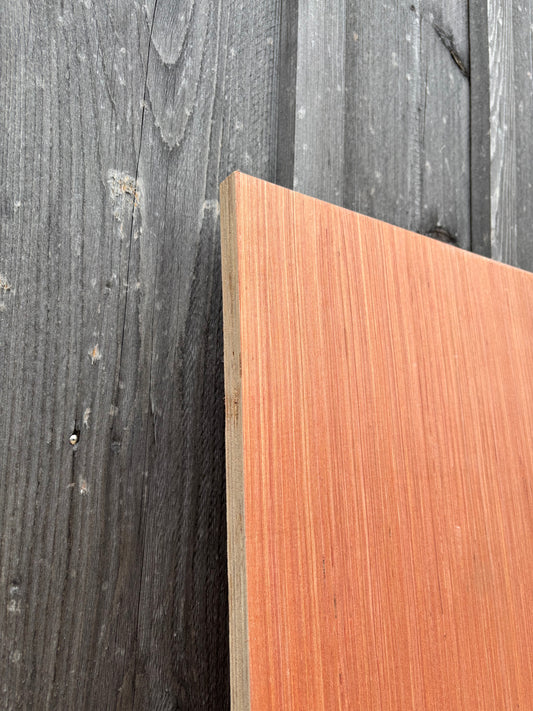 Panneau de CONTREPLAQUE Okoumé - 2500mm x 1220mm